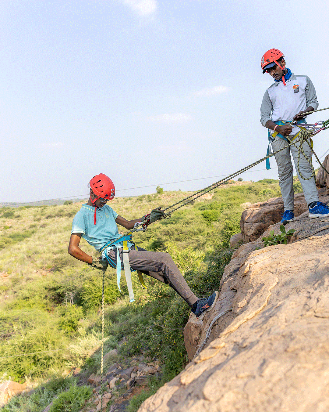 Rappelling 09