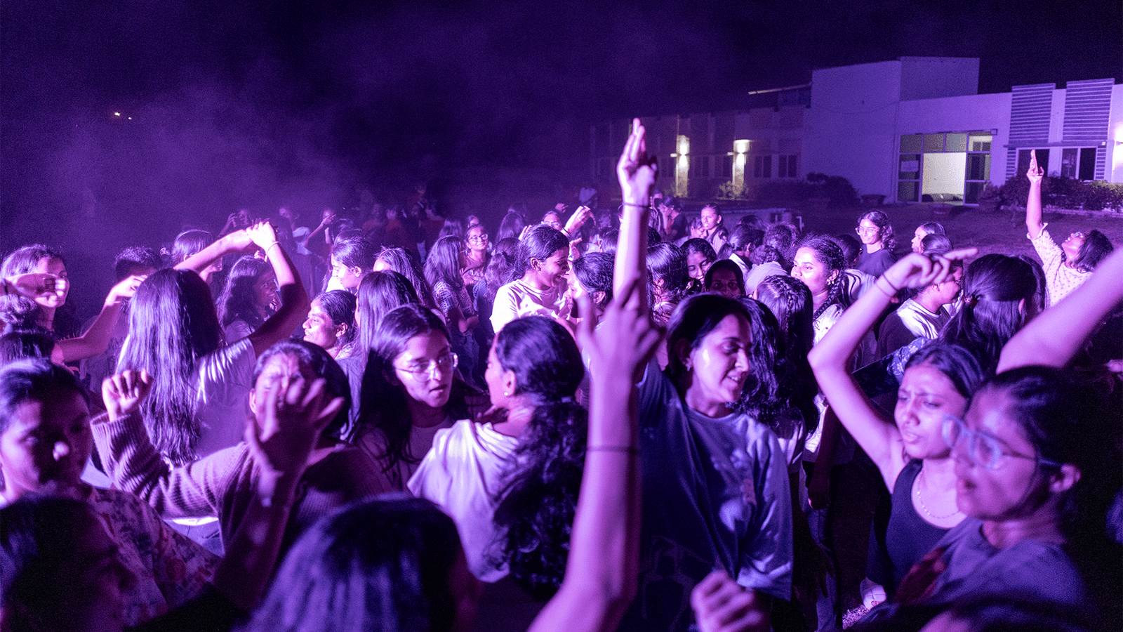 DJ Night Campfire 01
