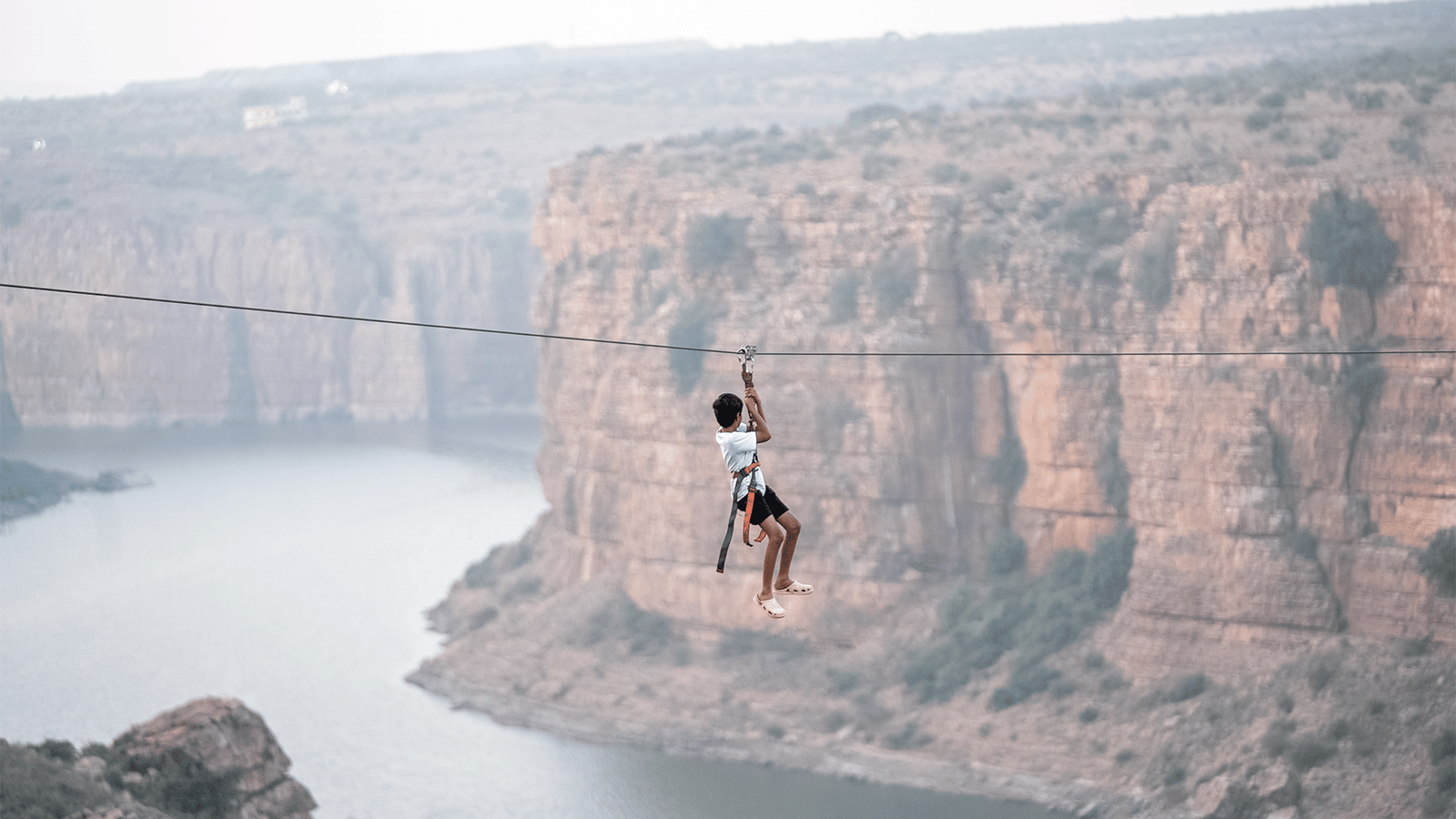Zipline 01